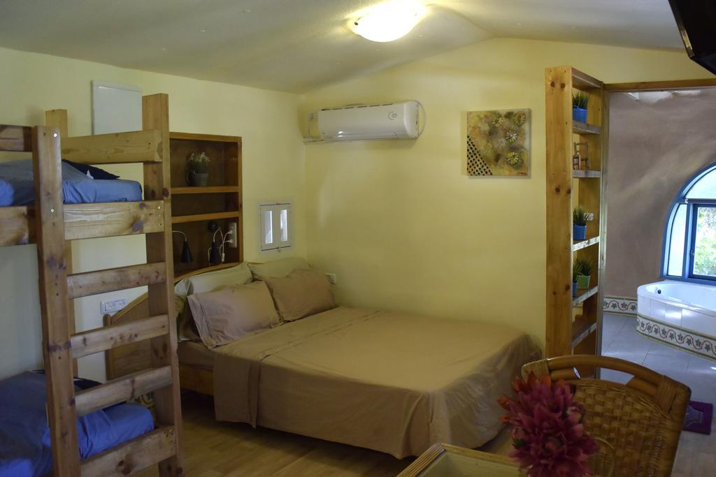 Dutch Farm Israel Bed & Breakfast Sede Zevi Luaran gambar